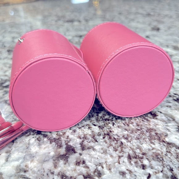 Rachel Couture Makeup Brushh Set and Storage Case - Picture 5 of 7